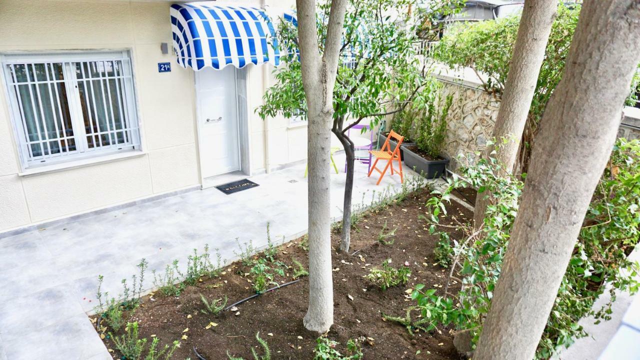 Stylish Apartment With Patio, 5Min To Metro أثينا المظهر الخارجي الصورة